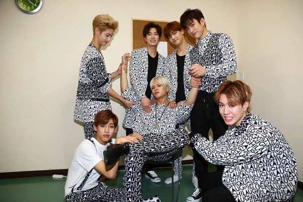JackyAhgaBird's tweet photo. #KINGJACKSONDAY #QUEENJACKSON #DIVAJACKSON ππππ https://t.co/uLNeHwt5hY