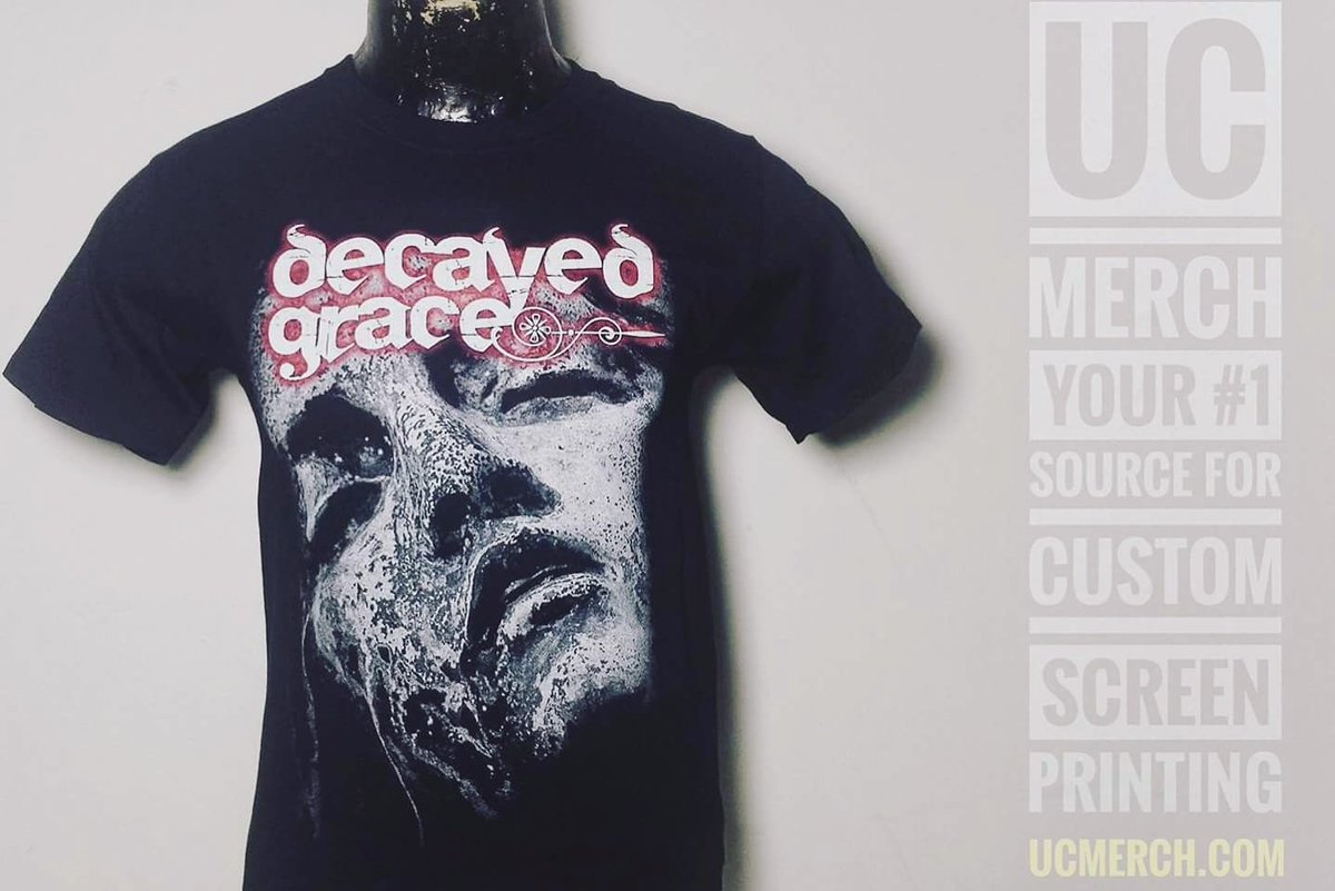New 2 color prints for @decayedgrace shipping out this morning!

#ucmerch #decayedgrace #michigan #screenprinting