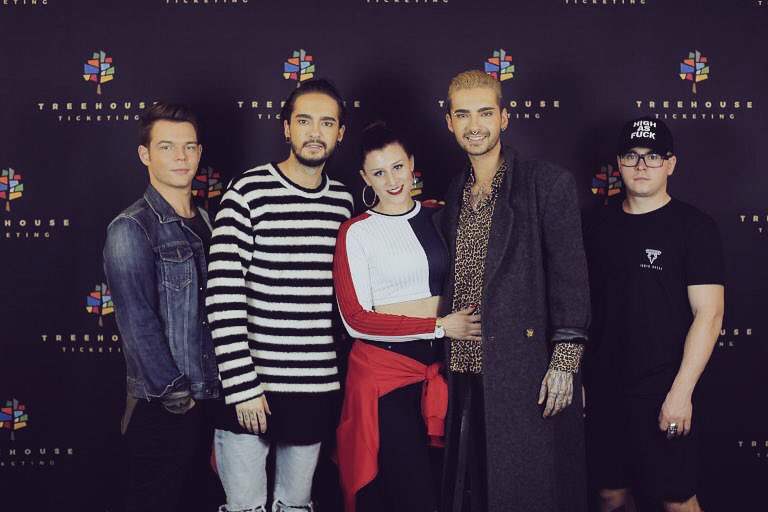 C78vlVnWsAAvA7Q.jpg (768×512)