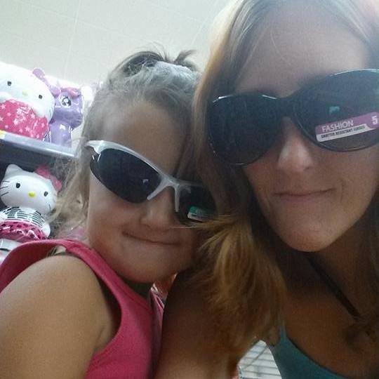 LiLAngel2010's tweet photo. Some more pictures of me and my daughter https://t.co/Pfkn6IAAyy