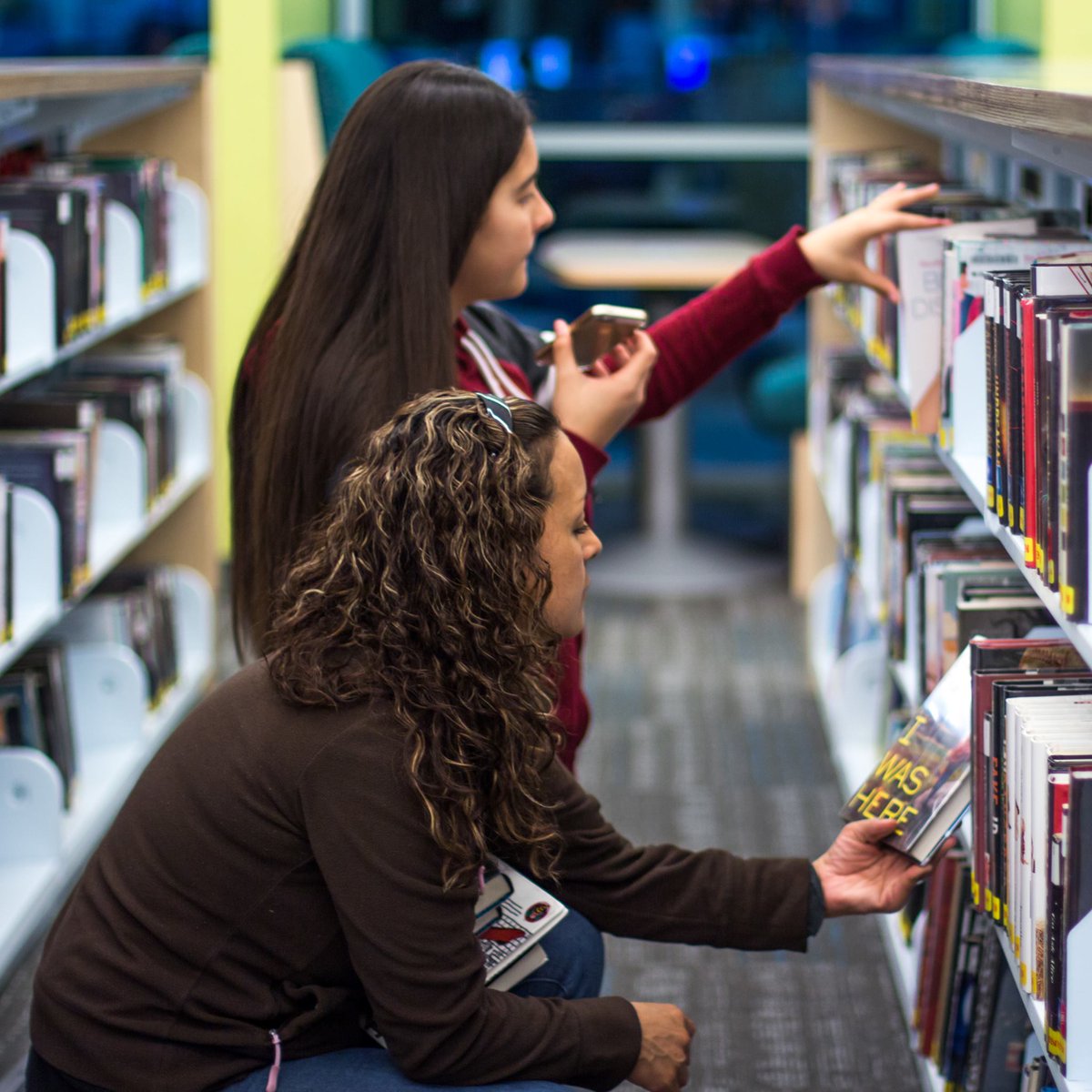 April is #NationalLibraryMonth and <a href="/LBCityLibrary/">Long Beach Public Library</a> is offering an Overdue Fines Amnesty Program and more! bit.ly/2noT4Or