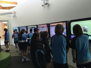 RowvilleSC's tweet photo. Year 8 recently visited #KIOSC @Swinburne @KnoxCC. Looked at causes of natural disasters & importance of population planning. Thanks #KIOSC. https://t.co/9kmpQXt1Jz