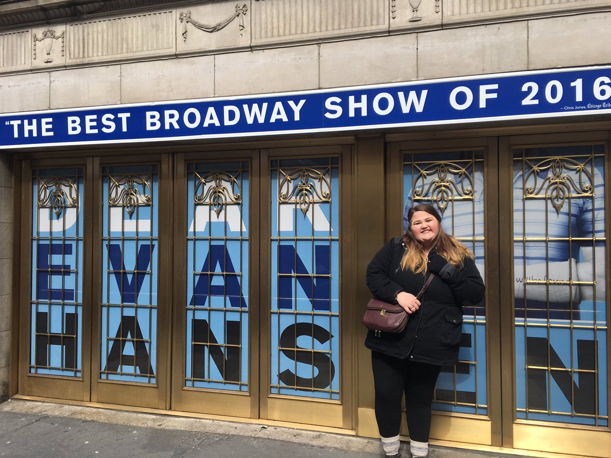 thechelciep's tweet photo. Also wouldn't be World Theatre Day if I didn't give a shoutout to the musical that holds so much of my heart💙 @DearEvanHansen https://t.co/2Bd0xpQCjy
