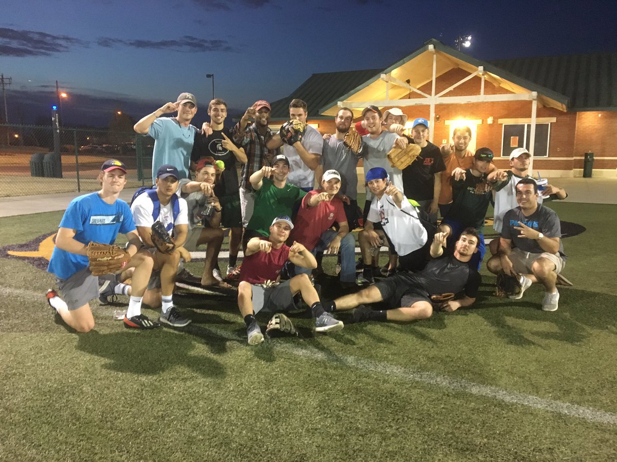 Congrats to our softball team on their huge upset win‼️come out next Monday to support the hometown boys😤