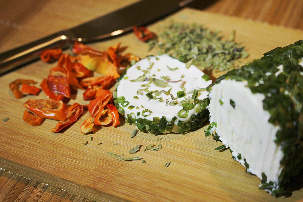 ComposingCheese's tweet photo. We love cheese. #UnnecessaryConfessions https://t.co/Kb6QFBM6JY
