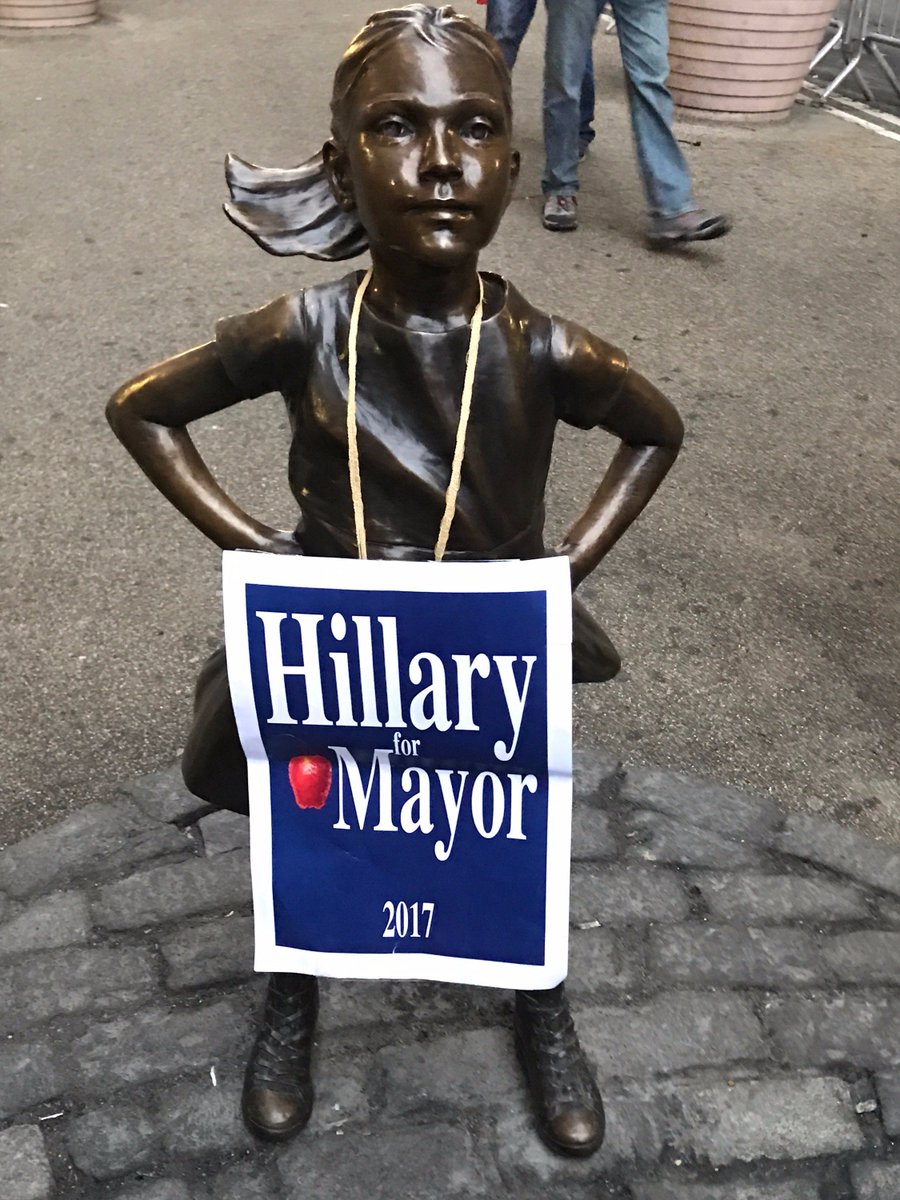 CarenaConsult's tweet photo. Seen in New York City -- #HillaryforMayor https://t.co/rVvW0sDMue
