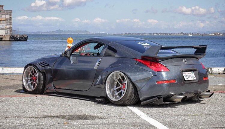 TunerScene's tweet photo. Aggressive 350z 🔥😎💯💦💎💸 https://t.co/CMvN3qPfxx