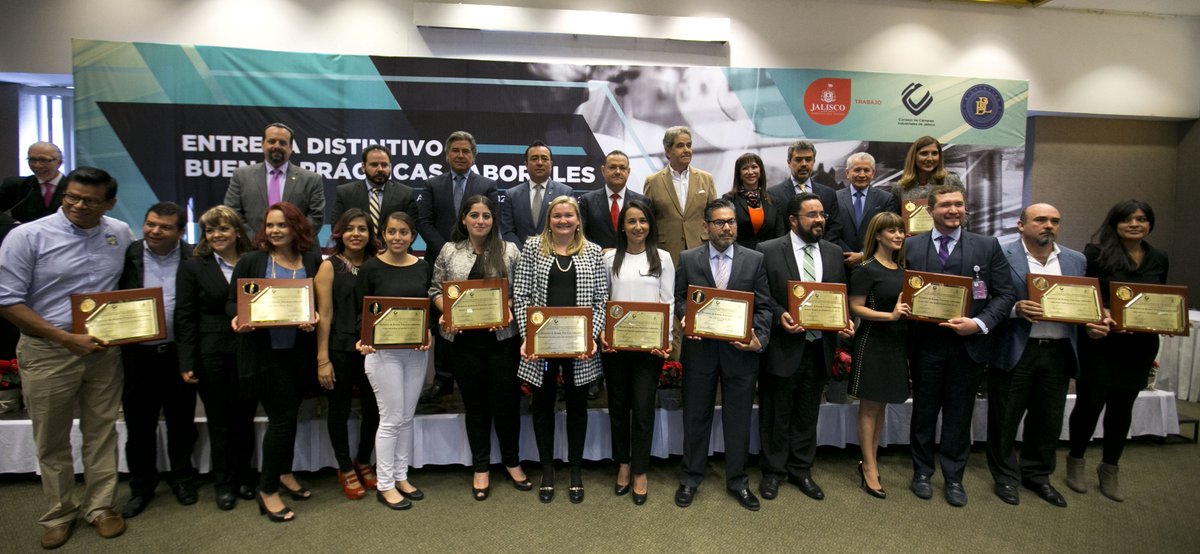 STPSJALISCO's tweet photo. 14 empresas galardonadas con #DBPL por impulsar buen ambiente laboral #CESPT @hacordovadiaz @AristotelesSD https://t.co/LC9HssggPz