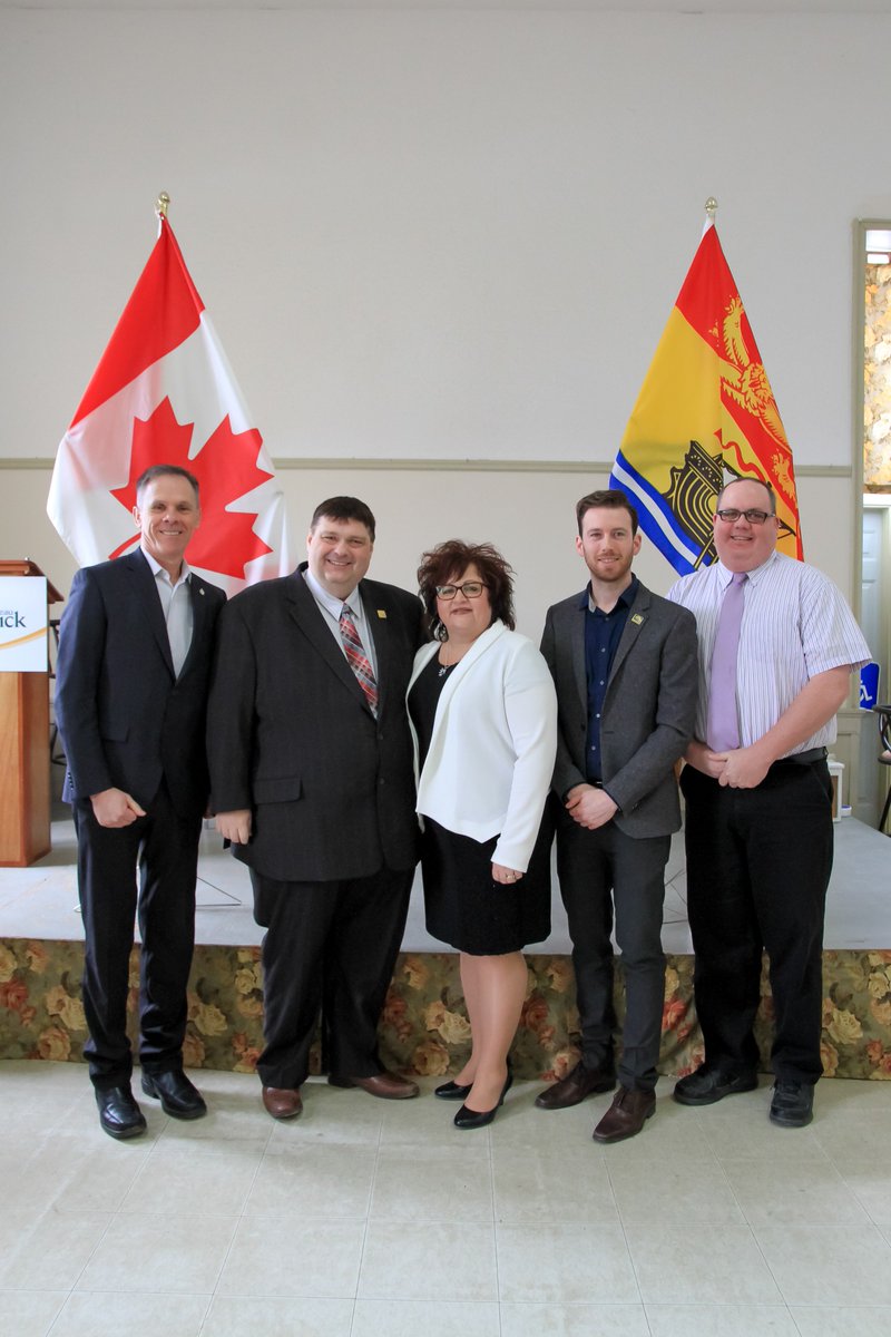 Early #NB Day celebration in #Miramichi 
www2.gnb.ca/content/gnb/en…
<a href="/MLALisaHarris/">Lisa Harris</a> @PatriceFinnigan <a href="/adamlordon/">Adam Lordon</a> <a href="/pqmiramichi/">Paddy Quinn</a> <a href="/CanadasIrishFes/">Canada's Irish Fest</a>