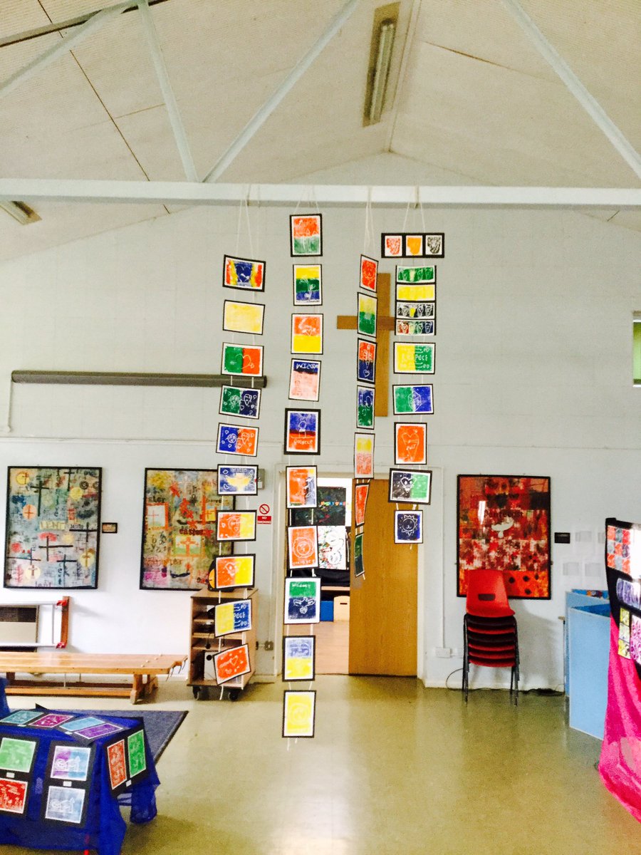 gemmamorgan15's tweet photo. Printmaking installation #cottinghamvalues art exhibition https://t.co/eOAt6eX1Xv
