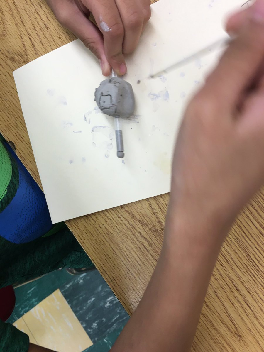 MrsGitto3rd's tweet photo. Ss learn that earth's clay can be used to make beads. There were clever designs! Can't wait to see them painted! @NMBerkley_LMS #FOSSfun https://t.co/kolcwHZWIx