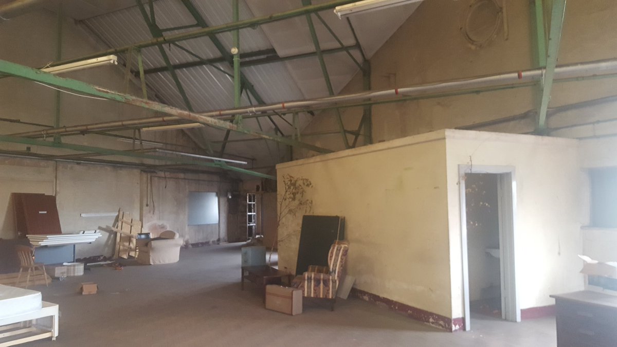 ffotocymru's tweet photo. @ffotogallery really excited to teamup with @TSSWales to bring a disused factory into creative use #buildingtherevolution @CreativeCardiff https://t.co/9ux46bbXQy