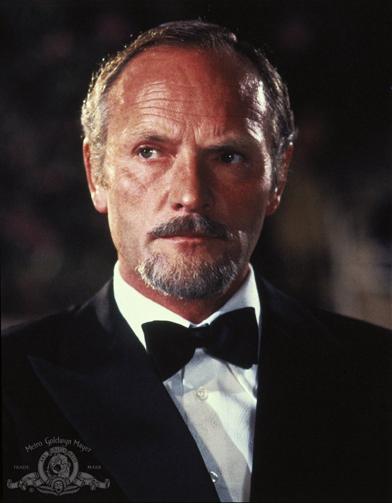 Happy 82nd birthday to Julian Glover, who menaced in FOR YOUR EYES ONLY. 