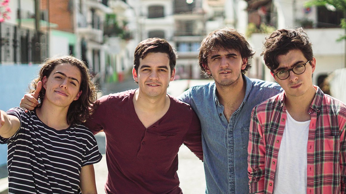 UMusicChile's tweet photo. 🎶Con todo el talento de #Colombia te presentamos a @MoratBanda 🎧 Escucha su nuevo single #AmorConHielo https://t.co/NFrm4rNqQU  #morat https://t.co/vlby95xHw4