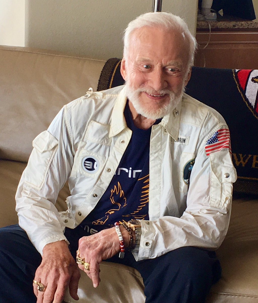 Dr. Buzz Aldrin on Twitter: "I haven't worn this jacket since I returned from the moon almost 48 years ago. Still fits! #Apollo11 https://t.co/njtDEhDj9v" / Twitter