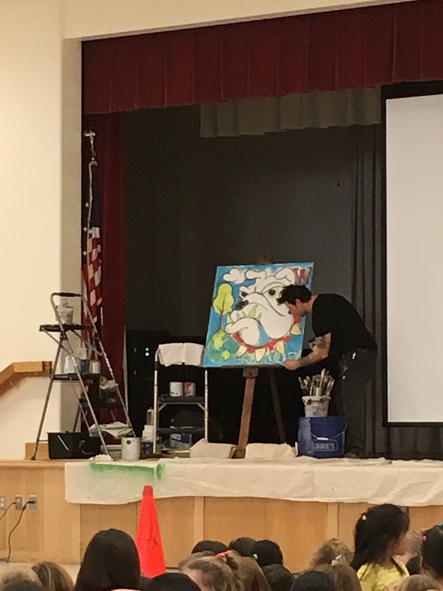 MrsZink_GV's tweet photo. Looking forward to painting with our Artist in Residence this week! #gvproud https://t.co/KHIlOOh5X5