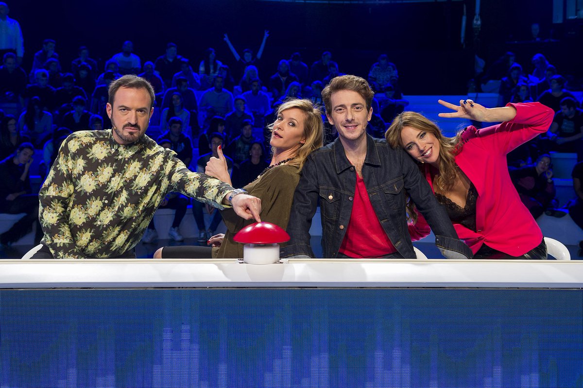 Grandesss!!! El EQUIPAZO de <a href="/AlexODogherty/">Alex O'Dogherty</a>, ganador de la final de <a href="/GranRetoTVE/">El Gran Reto Musical</a>!!! 👏👏👏 #FinalGranReto