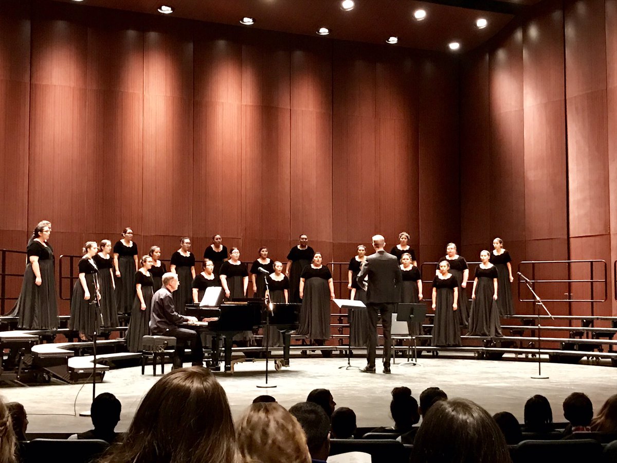 WillyKSU's tweet photo. @eldorado_hs Fantastic performance by the Bella Cantatas at CCSD Festival of the Performing Arts https://t.co/XLcPjvC1pW
