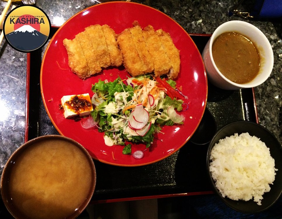 It doesn’t get any better than #porktonkatsu #curry!