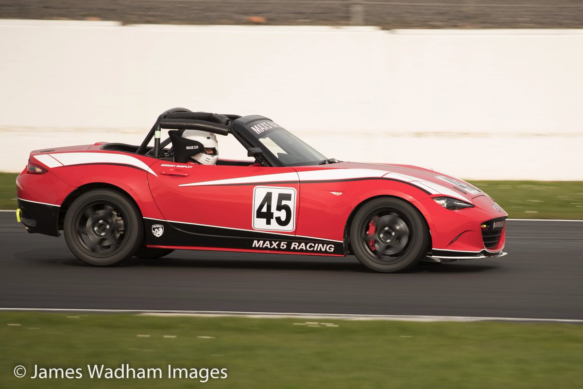 James_Wadham's tweet photo. @Max5Racing_UK Photos from Silverstone online now at https://t.co/WFAURhMVCZ  @SilverstoneUK https://t.co/nsPDSxygrO