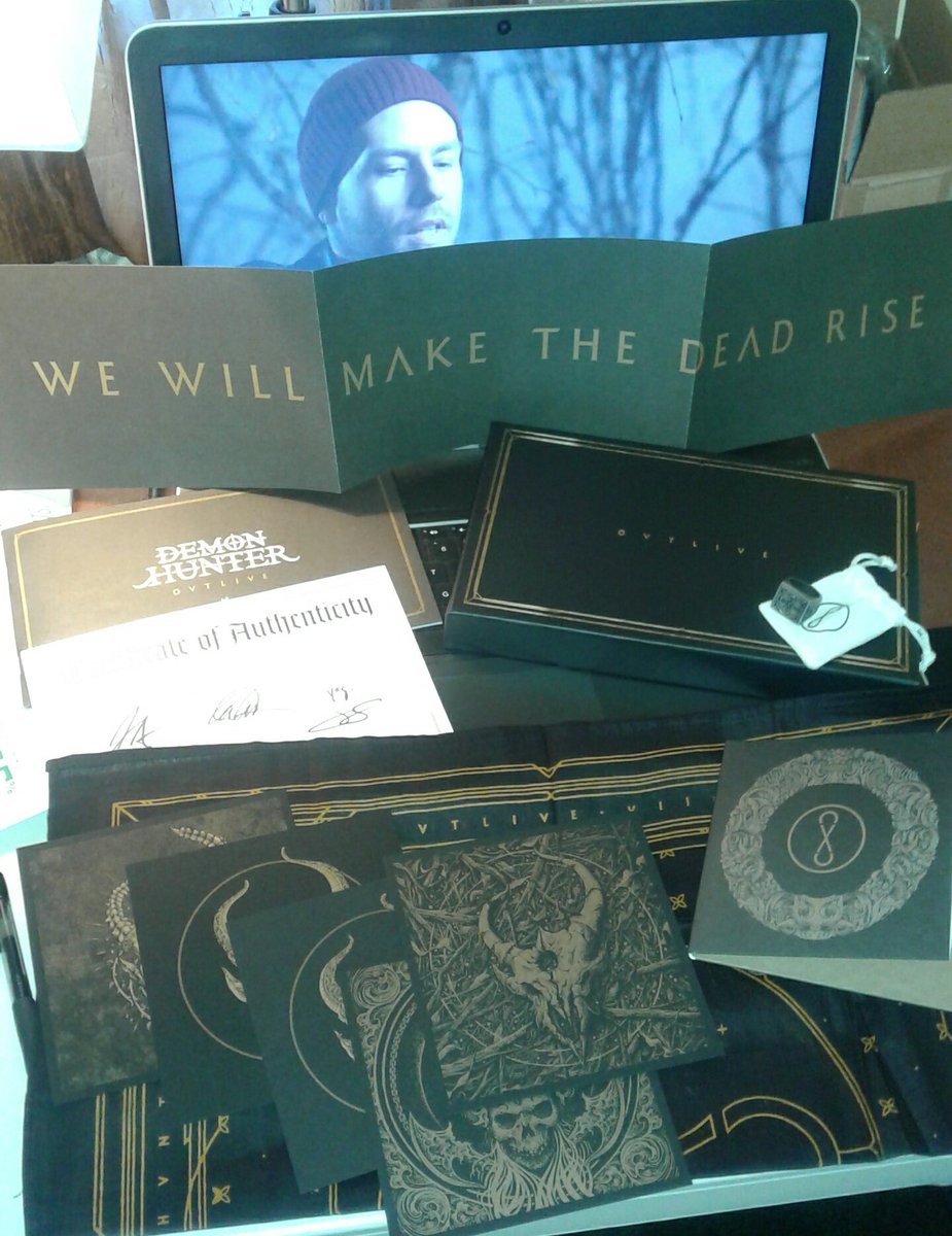 1Desea's tweet photo. @demonhunterband Love the deluxe box set! Just finished the documentary, brought me to tears. I love you guys so much! Stay strong! https://t.co/oZ4lX8LGAO
