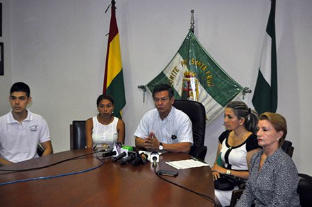 eldiabolivia's tweet photo. #Bolivia #SantaCruBo Comité recolecta firmas contra la despenalización del aborto https://t.co/6ySo1M5wS5 https://t.co/lGWZ4cuW85