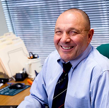 Prof. Baran literally wrote the book on communication theory + is interim dir. of the grad program in Communication: bit.ly/2orY2Jx