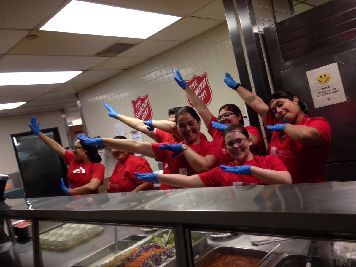TGT_0947's tweet photo. Time to serve ! https://t.co/NoOsswG5cC