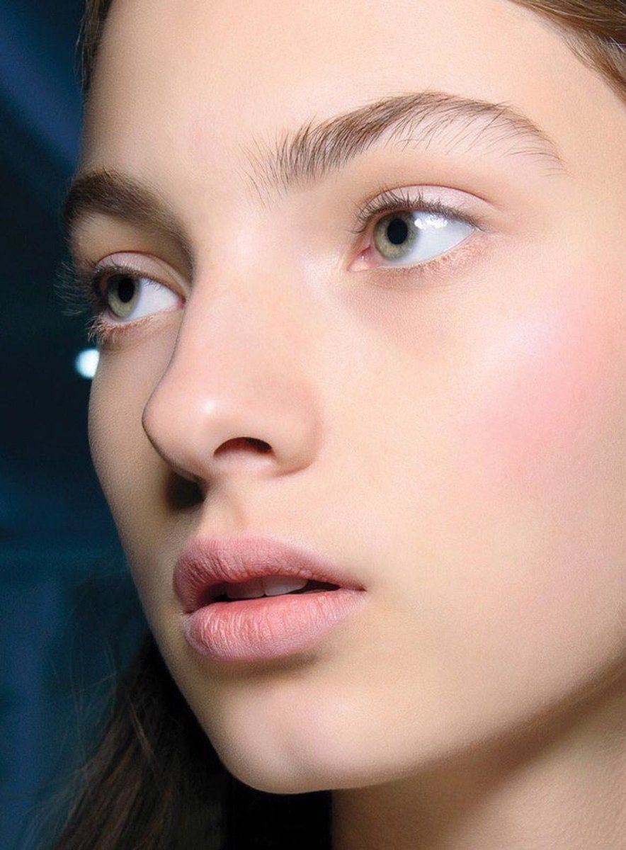 ComedyPosts's tweet photo. all I want is skin like this https://t.co/kuuDYGPVHb