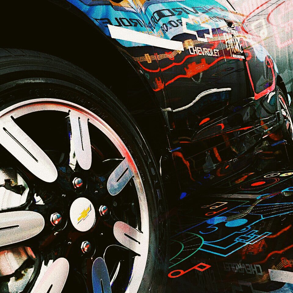 LucasElMostacho's tweet photo. El Jueves #FEP2017 fue extra especial ya que mis amegos de @ChevroletCo me invitaron y me enseñaron su nuevo Spark GT con wifi! #ModoEncore https://t.co/vG9dYA3yb4