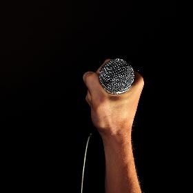 Joinlocals's tweet photo. Karaoke im Green Mango https://t.co/bTfVR4duSD https://t.co/fDmG8JmVZN