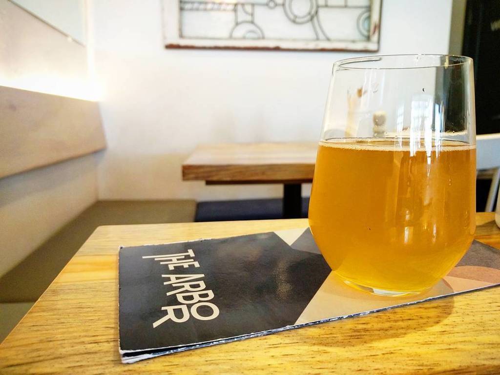 Txotx_Basque's tweet photo. The Basque by @shacksbury ontap now at @arborvancouver 🍏 #shacksbury #pickcider #craftcide… https://t.co/2t0eGwlfe0 https://t.co/DUy82c6wpT