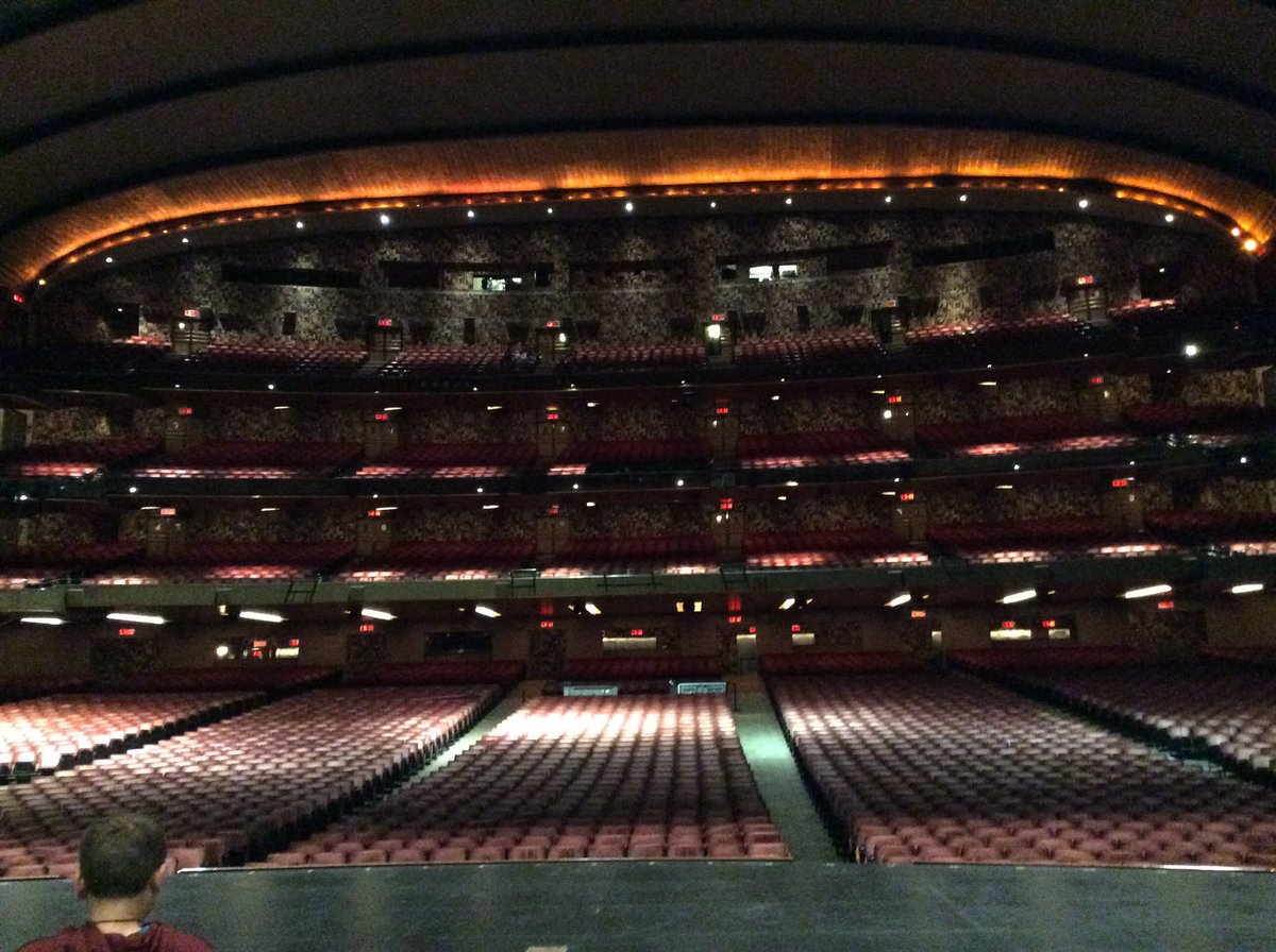 jacksmith2221's tweet photo. Standing on the stage at radio city. https://t.co/1o9f8EbBjS