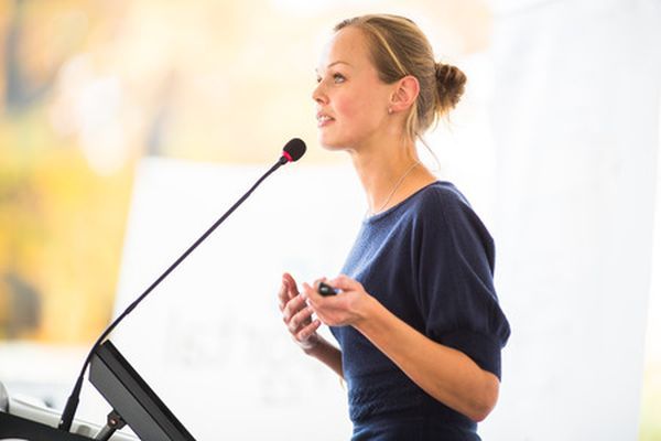 MarkRaganCEO's tweet photo. 5 ways to build a powerful, persuasive speech 

No. 2: Make an emotional connection.

https://t.co/0meKYiDs8j https://t.co/O4d2GE7rWh
