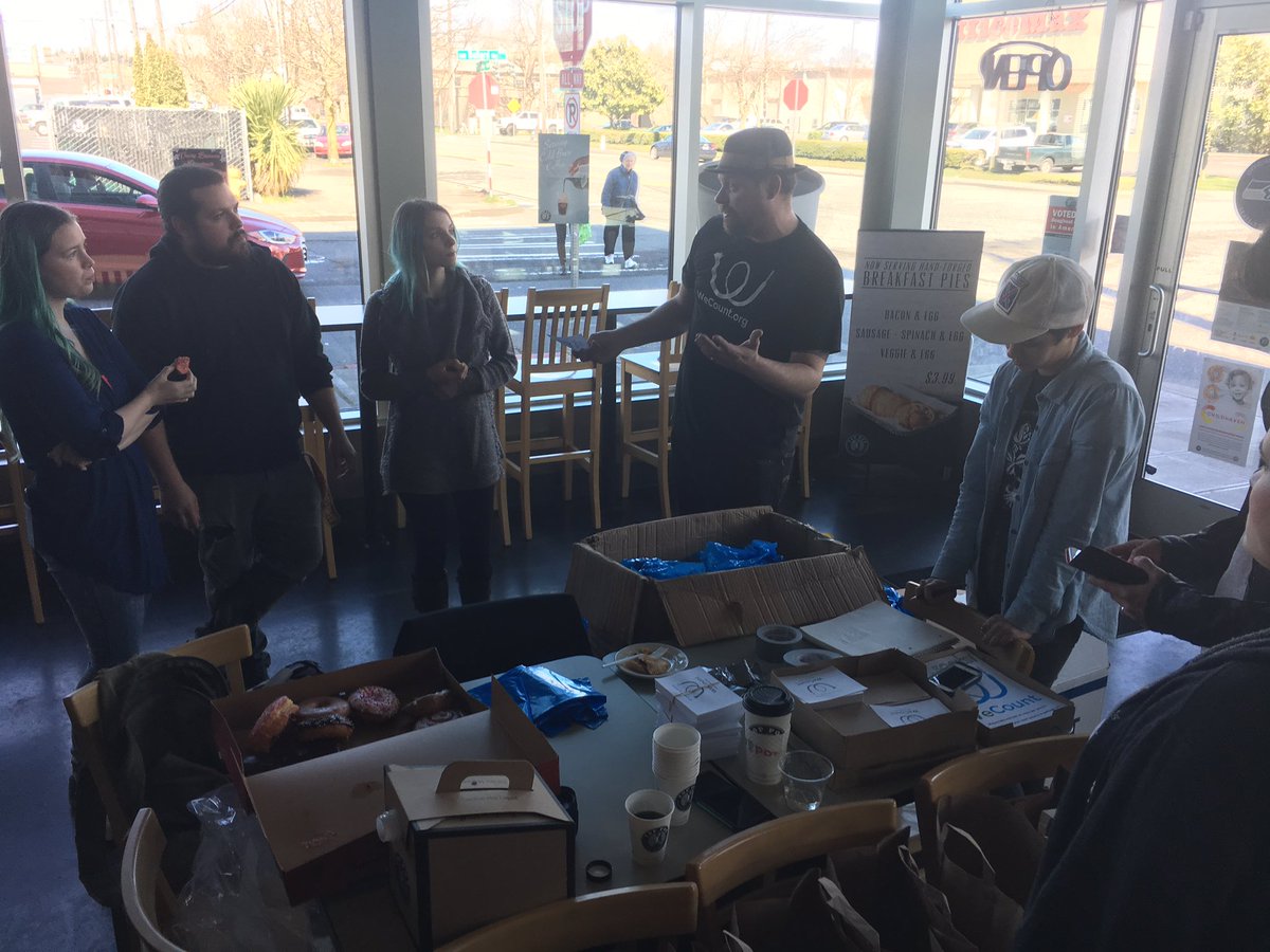 WeCountOrg's tweet photo. Our Outreach Event volunteers debriefing at @Toppot Ballard on Saturday. Gave out #freesocks and filled all 12 #BoxOfSox throughout #Seattle https://t.co/Kz8jcoSOQ0