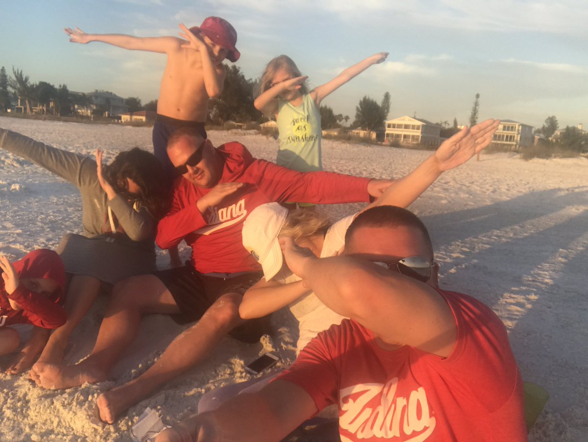 pajudson's tweet photo. #dab #springbreak16 https://t.co/exataaX5SS