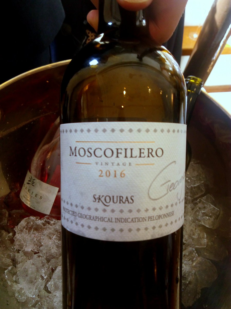LuxeElite_'s tweet photo. Outstanding #whiteWine PGI #Peloponnese made of #maschophilero grape; mineral, fruity, fresh, floral, a great wine by @DOMAINESKOURAS https://t.co/LzZ7yHrX9K