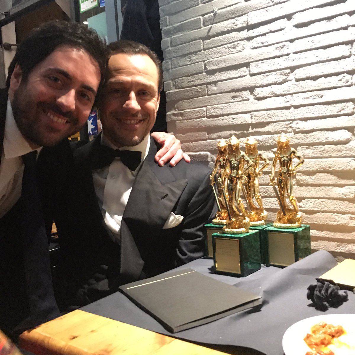 Syd_Sibilia's tweet image. #VeloceComeIlvento #david2017 #6tituli si lo so, se ne vedono solo 4.. @MatteoRovere @StefanoAccorsi_