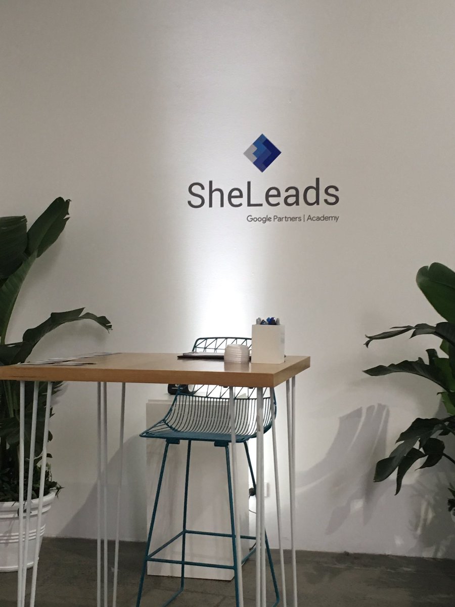Imabroad_abroad's tweet photo. Looking for advice on salary negotiations? Remember BATNO - best alternative to negotiated outcome #sheleads17 #google #business https://t.co/jl1er6rNyn