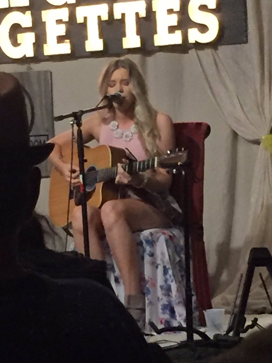 nashvillegab's tweet photo. So excited to be at @listeningroom seeing @emilybrooke make her @songsuffragette debut! 😍 https://t.co/1w9r3rLf7r