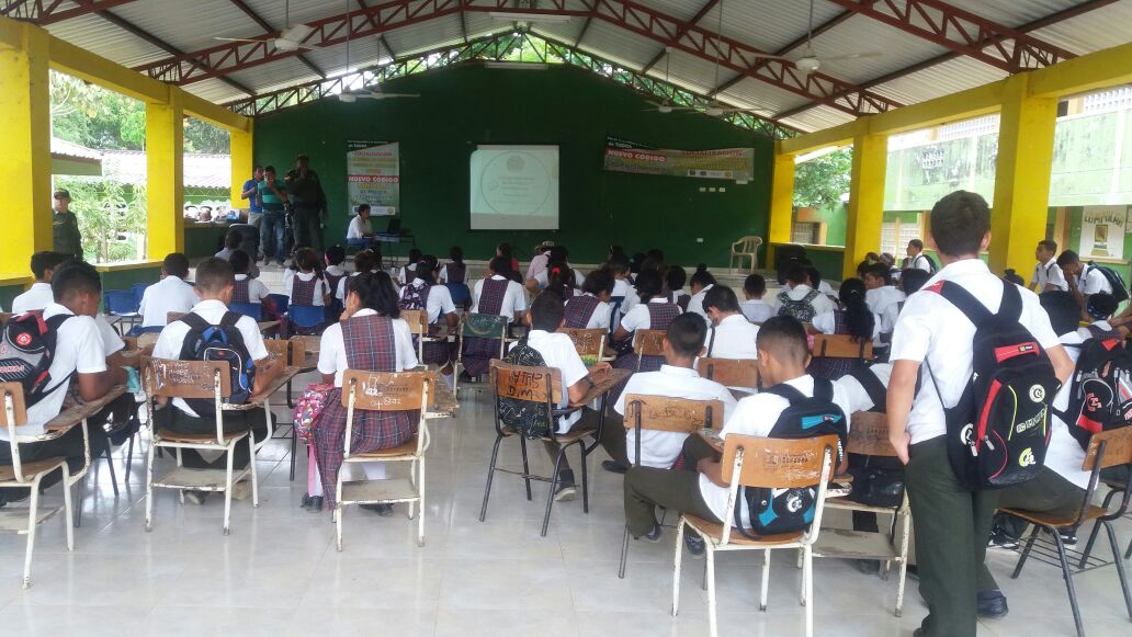 alcaldiachima's tweet photo. @PoliciaColombia @PoliciaDECOR #EChima realizó Socialización Del CNPC en los Corregimientos de Carolina, Pimental y punta verde de Chimá https://t.co/GYFEnA4YQH