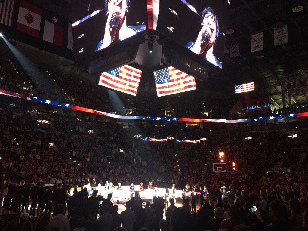 Spurs vs Cavaliers - big game today et nous y sommes <a href="/nlachm5/">Neal Lachmany</a> !!!