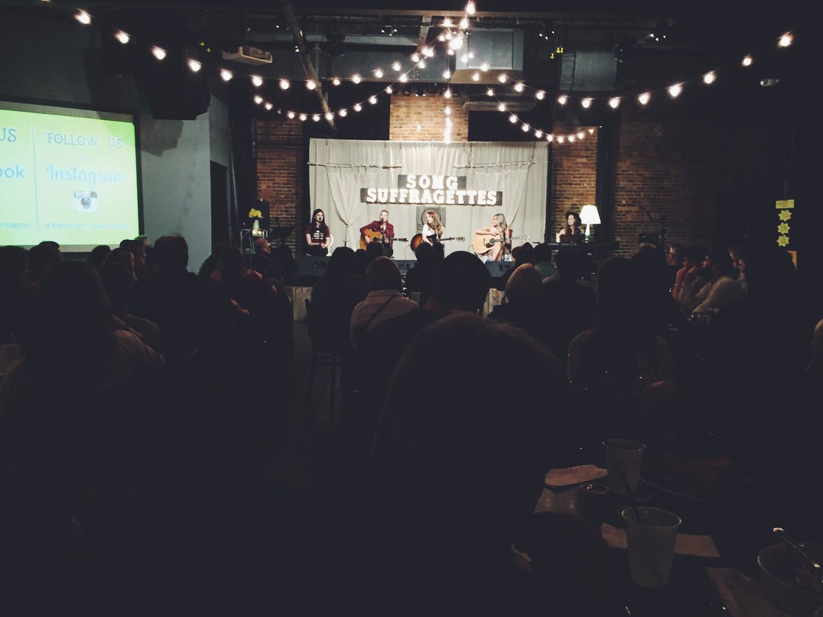 songsuffragette's tweet photo. Sold out at the @listeningroom on a Monday! Show these ladies some 💛 and follow them! #LetTheGirlsPlay https://t.co/uwaL8Mxljn