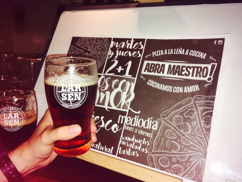 CervezaLarsen's tweet photo. Feliz cumple, @abramaestro =) https://t.co/1pdGFr3eA7
