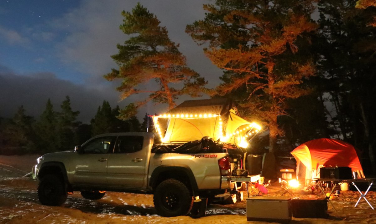 lucky_worm's tweet photo. Need some quick lighting setup around camp?  Revel Gear has you covered! https://t.co/WW5iW9It1p https://t.co/ESKSHOr3eP