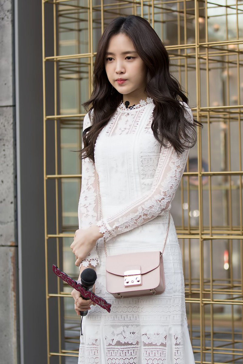 AllForNaeun's tweet photo. 170309 #Apink #Naeun (@Apinksne) - Beauty Talk Live @ Sulwhasoo flagship store © 동화 *2  #나은 #손나은

DO NOT EDIT/CROP https://t.co/uJ1D8DDsvC