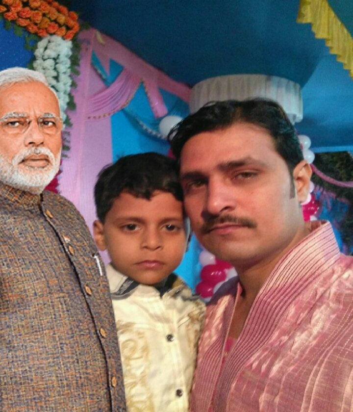 tiwarimukesh198's tweet photo. Selfi with modi sir. https://t.co/0FkoVpYFuR