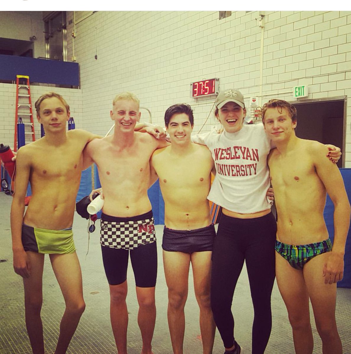 ErinQuinn11's tweet photo. Let's show em how it's done #HawksStyle @c_urph #NCAAs #Backstrokequeen. We're all rooting for you! #yougotthis! We love you! #HawksNation https://t.co/RunVr4kpe4