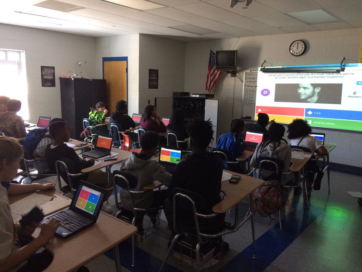 EJHSBulldogCtry's tweet photo. Reviewing using Kahoot in Mr. Stanley's 7th grade math class!#technologyinthe classroom https://t.co/6Xualw921o
