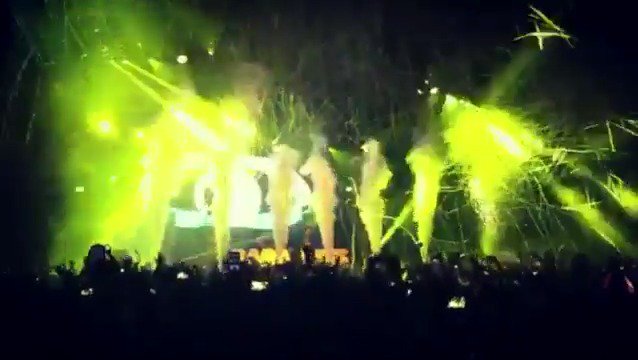 This is how we began The Compound Evolved tour.  San Francisco went in hard!!!  Who's still recovering? https://t.co/l4Sk3CKtKz